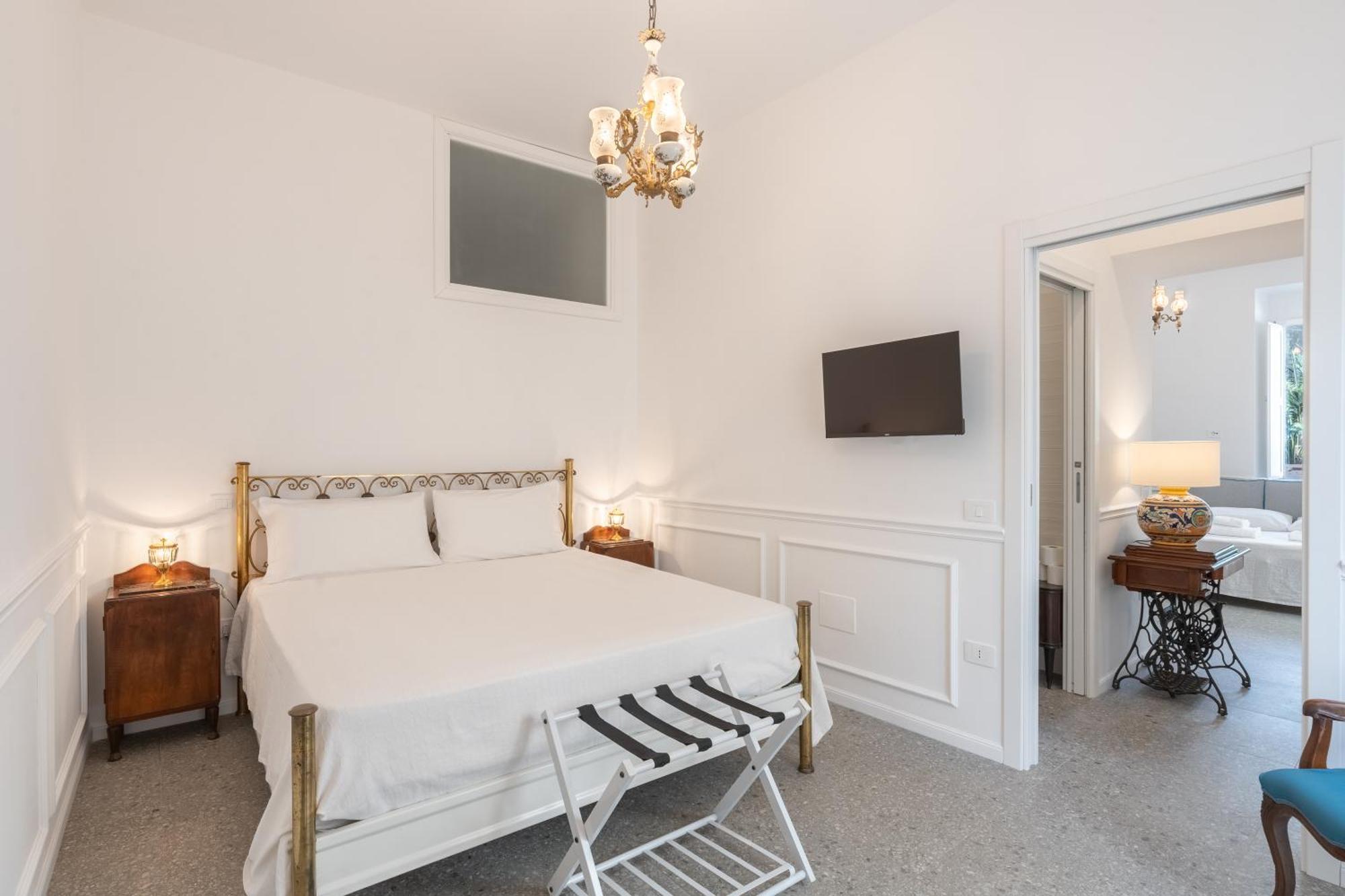Palazzo Desiderio Leilighet Castellammare di Stabia Eksteriør bilde